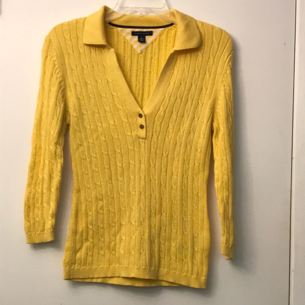 Lightweight knitted top